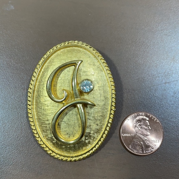 CRAFT Vintage Initial Brooch Pin with Clear Crystal Rhinestone Letter “J” - Picture 6 of 6